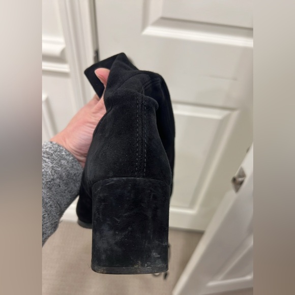 Elegant Black Over-the-Knee Boots - Picture 9 of 13